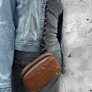 Women’s Free People Puffer Pouch Crossbody Bag